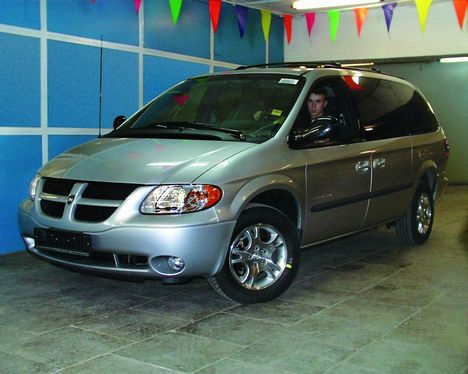 Dodge Caravan 200