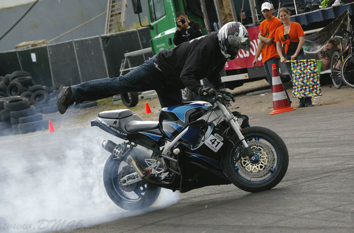 stunt racing